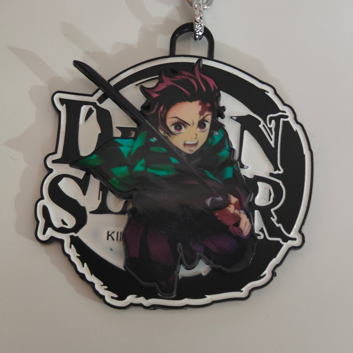 Tanjiro Kamado Spinning Metal Keychain – Iconic Attack Stance – Demon Slayer Merchandise - Otaku Haven