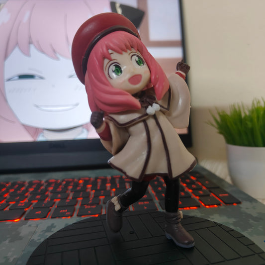 Anya Forger “Autumn Adventure” Figure – Spy x Family - Otaku Haven