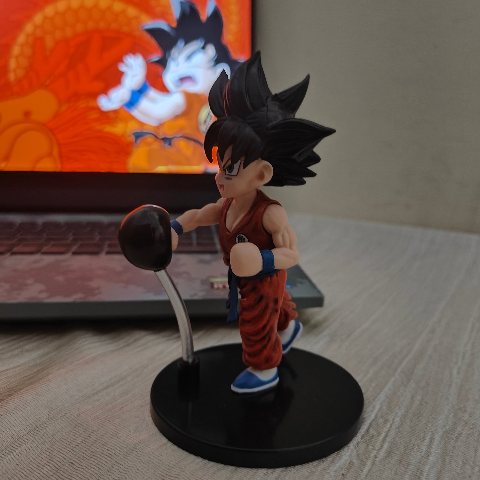Goku Punching Bag Miniature – Saiyan Training Desk Display Figure - DBZ - Otaku Haven