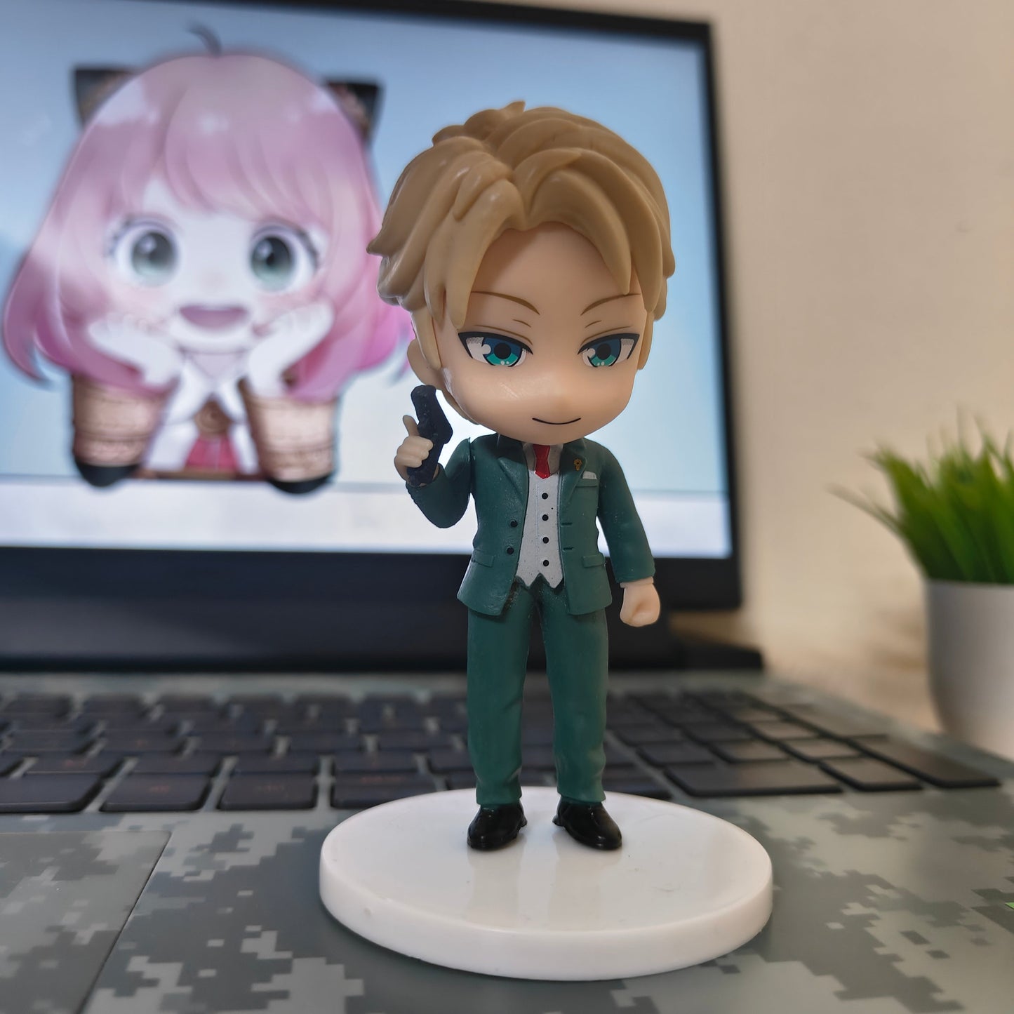 Loid Forger – The Charming Spy Family Agent Figure - Spy x Family - Otaku Haven
