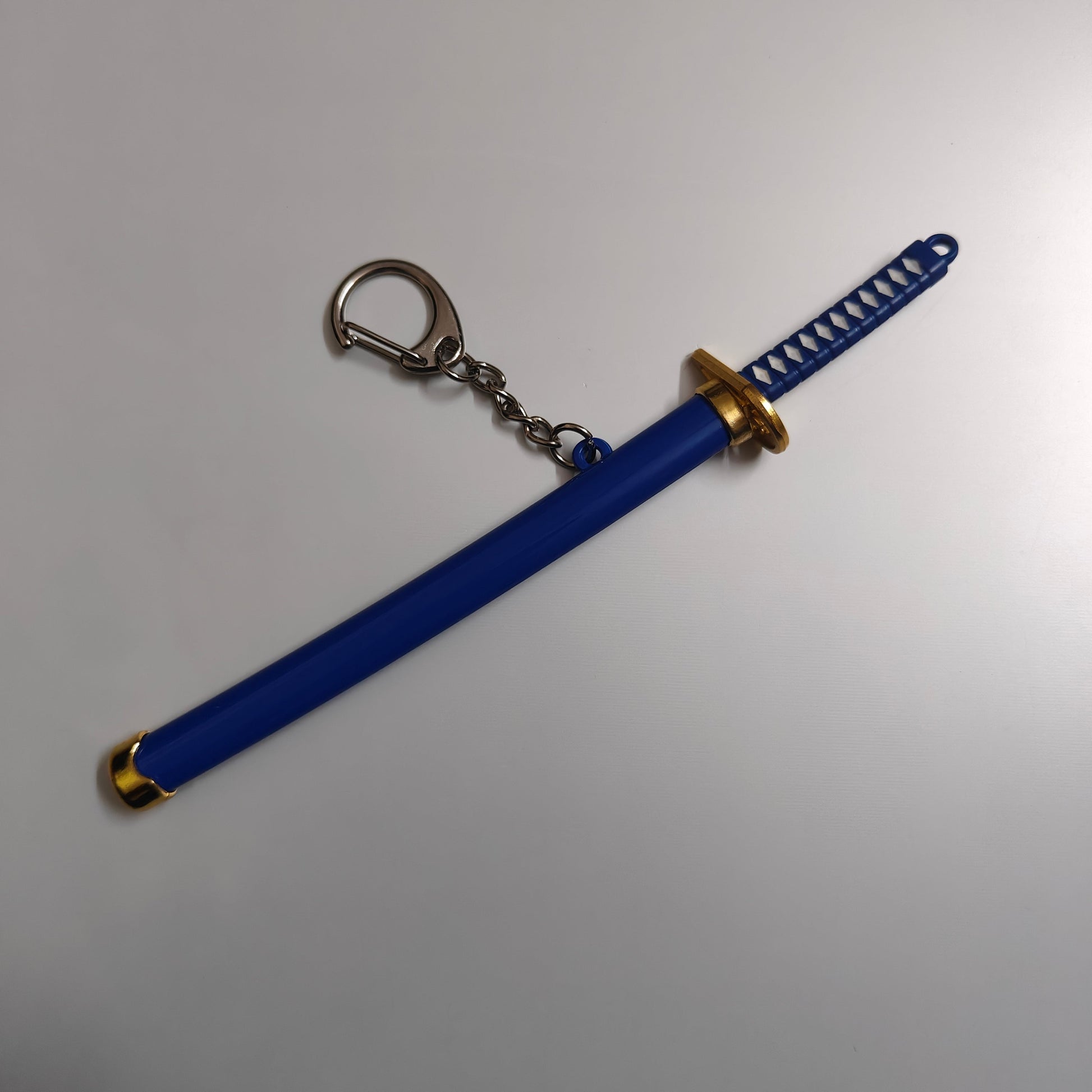 One Piece Mini Katana Sword Keychain – Roronoa Zoro's Iconic Blade (Blue) - Otaku Haven