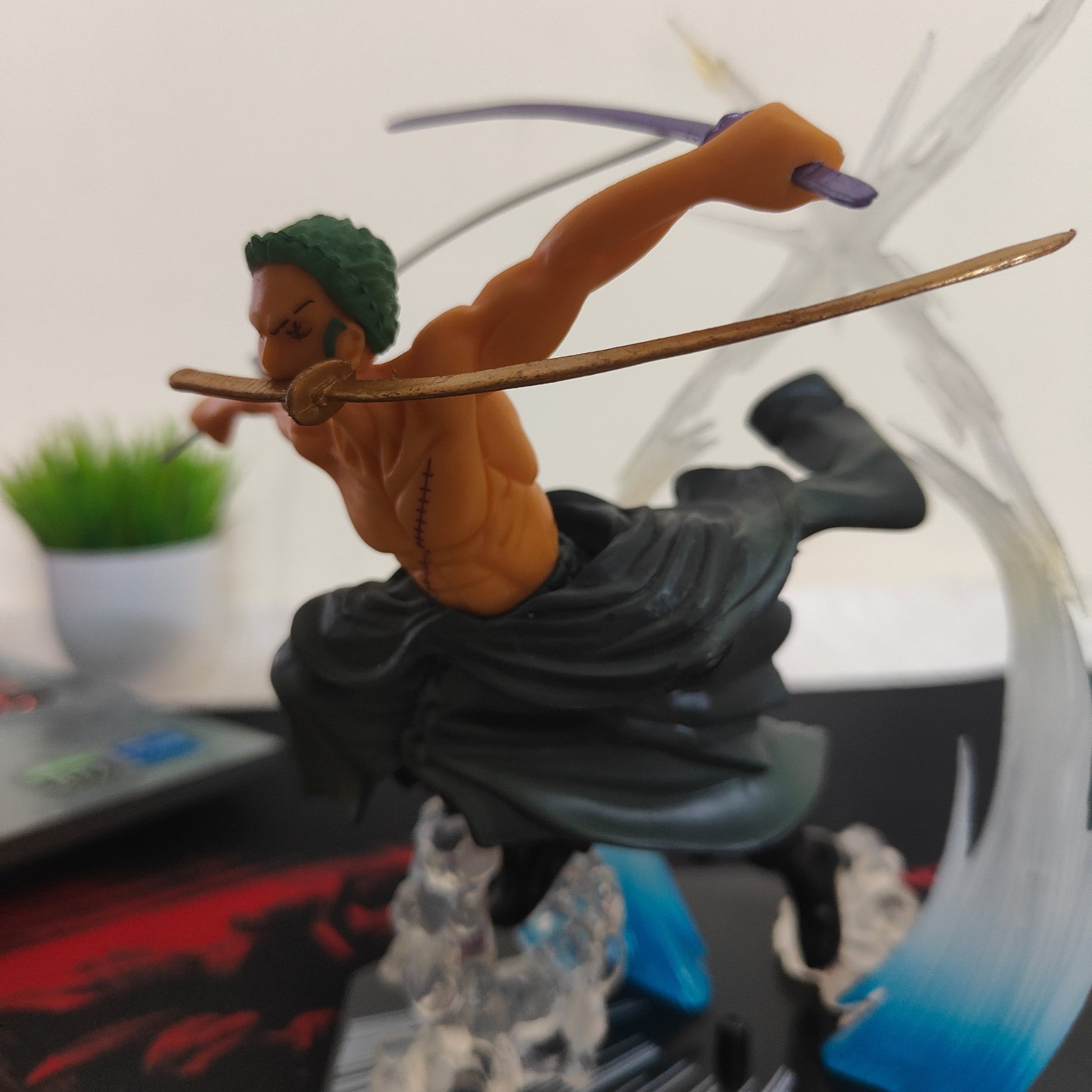 Roronoa Zoro "Three-Sword Style" – Dynamic Attack Pose Figure with Interchangeable Faces (One Piece, 17cm) - Otaku Haven
