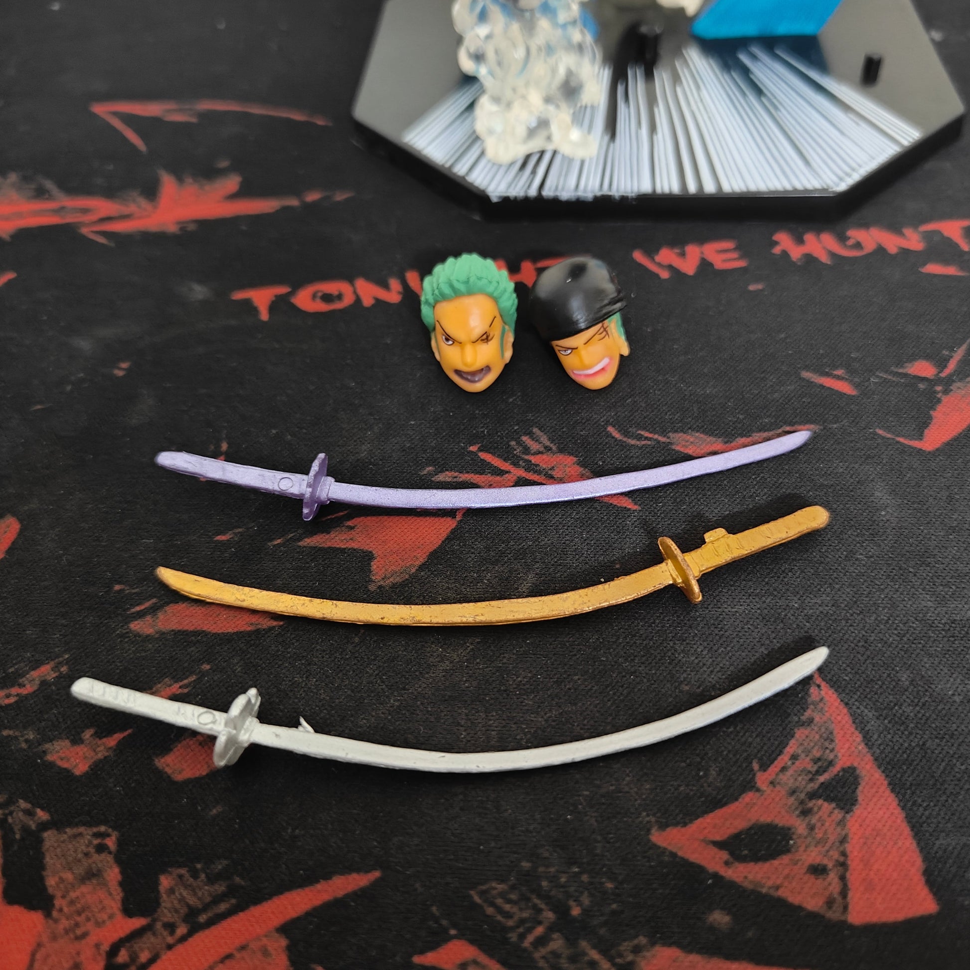 Roronoa Zoro "Three-Sword Style" – Dynamic Attack Pose Figure with Interchangeable Faces (One Piece, 17cm) - Otaku Haven